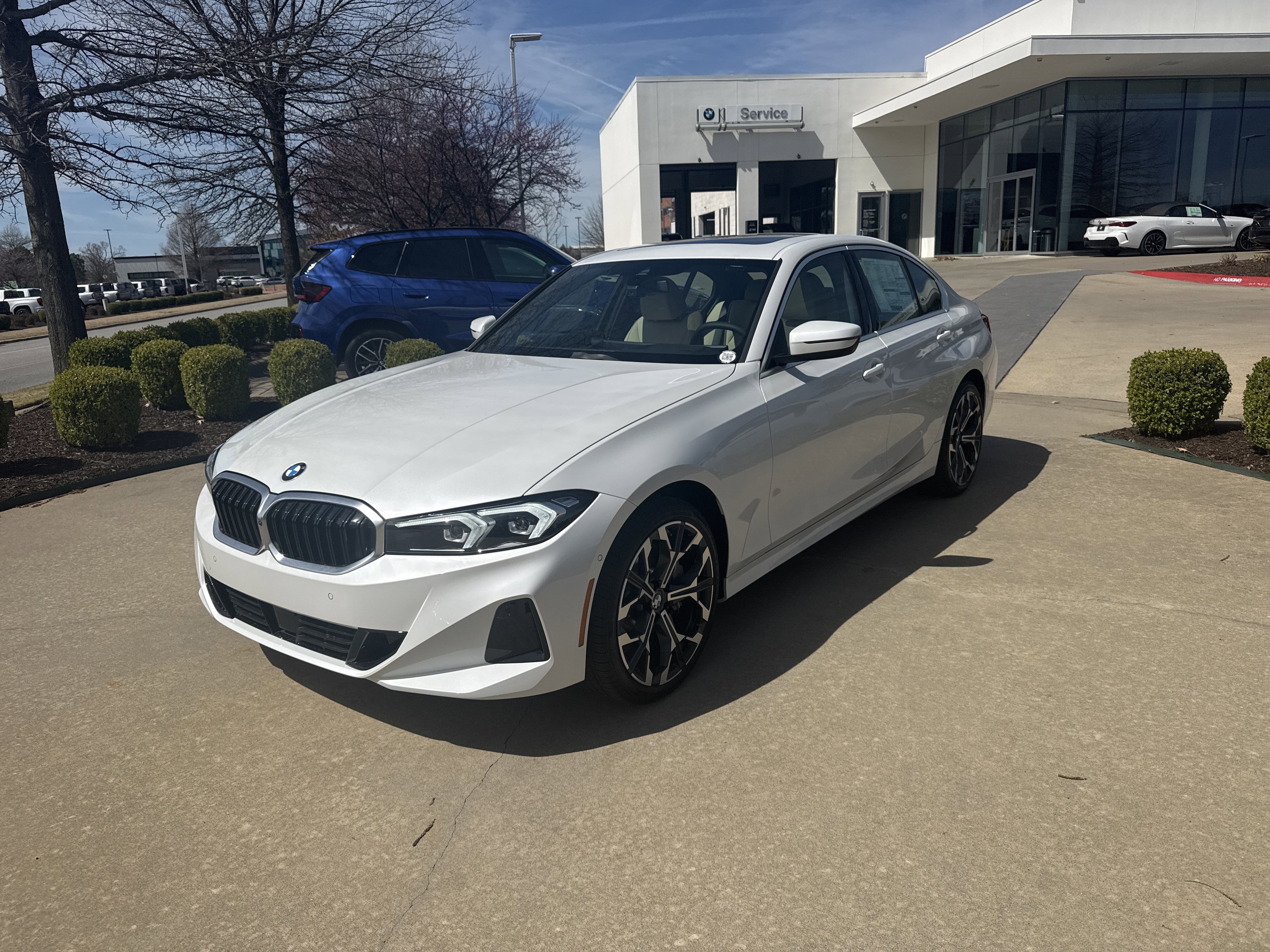 2026 BMW 3 Series 330i xDrive Sedan's photo