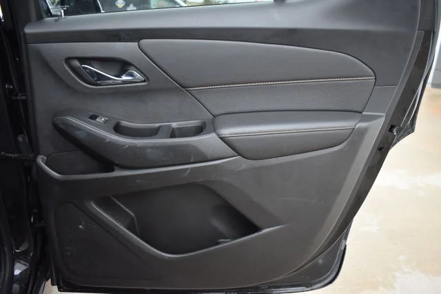 Used 2018 Black Chevrolet Premier image 20