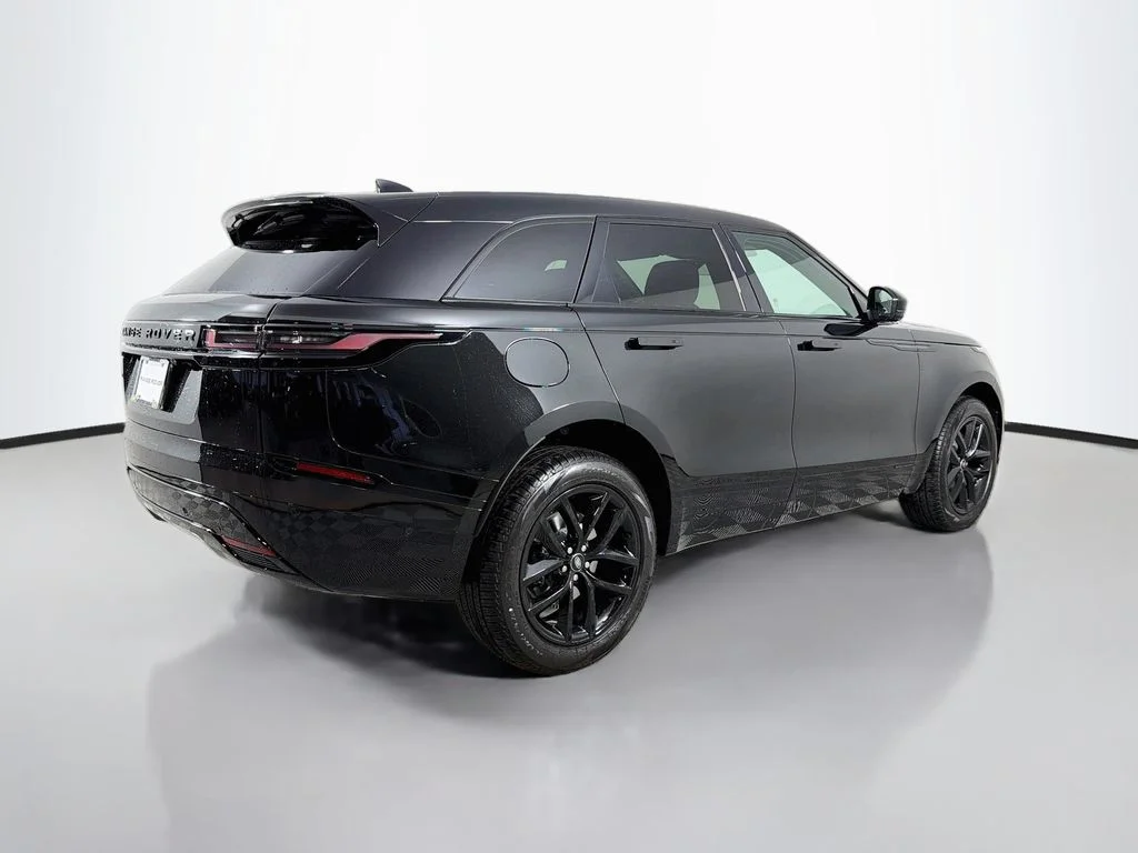 New 2026 Santorini Black Land Rover P250 Base image 5
