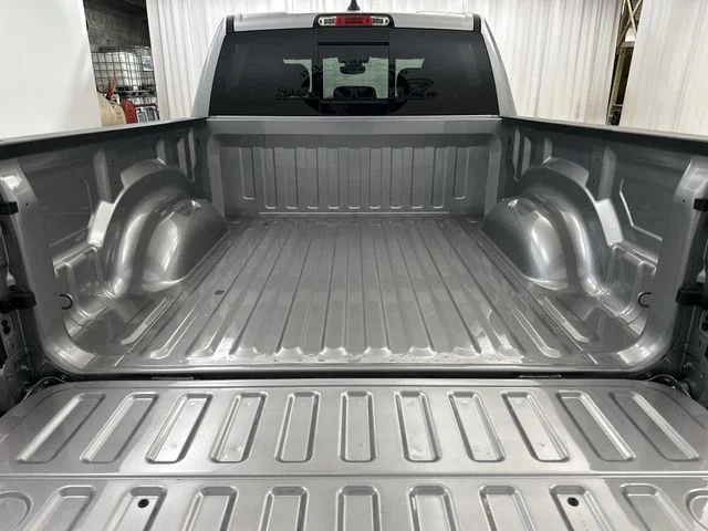 Used 2024 Silver Ram Big Horn/Lone Star image 22