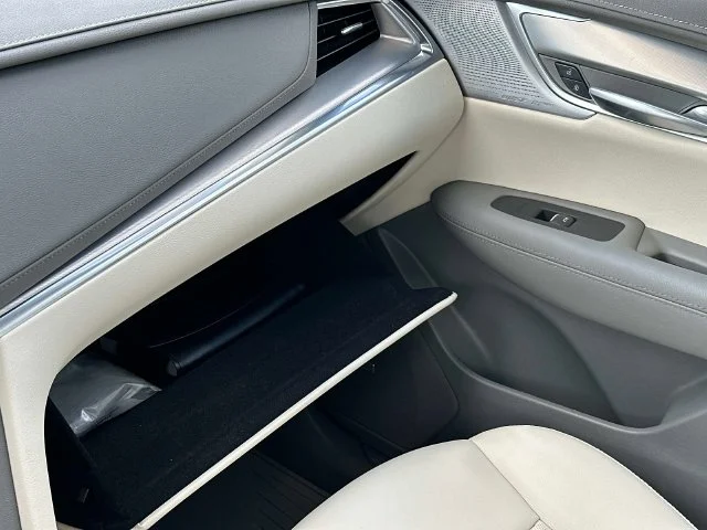 Used 2024 Silver Cadillac Premium Luxury image 36