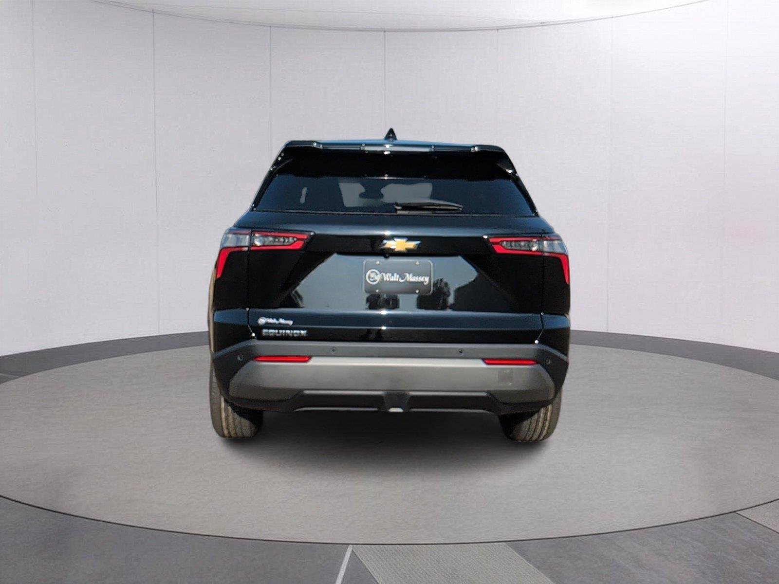2027 Chevrolet Equinox LT - Photo 5