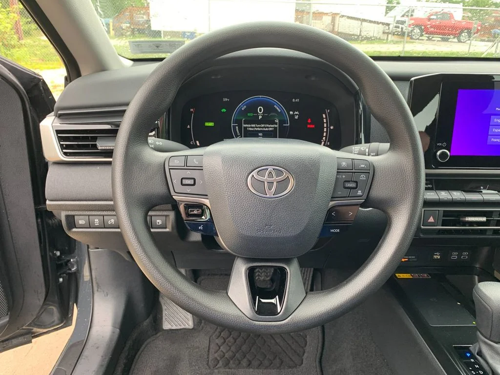 Used 2026  Toyota LE image 26