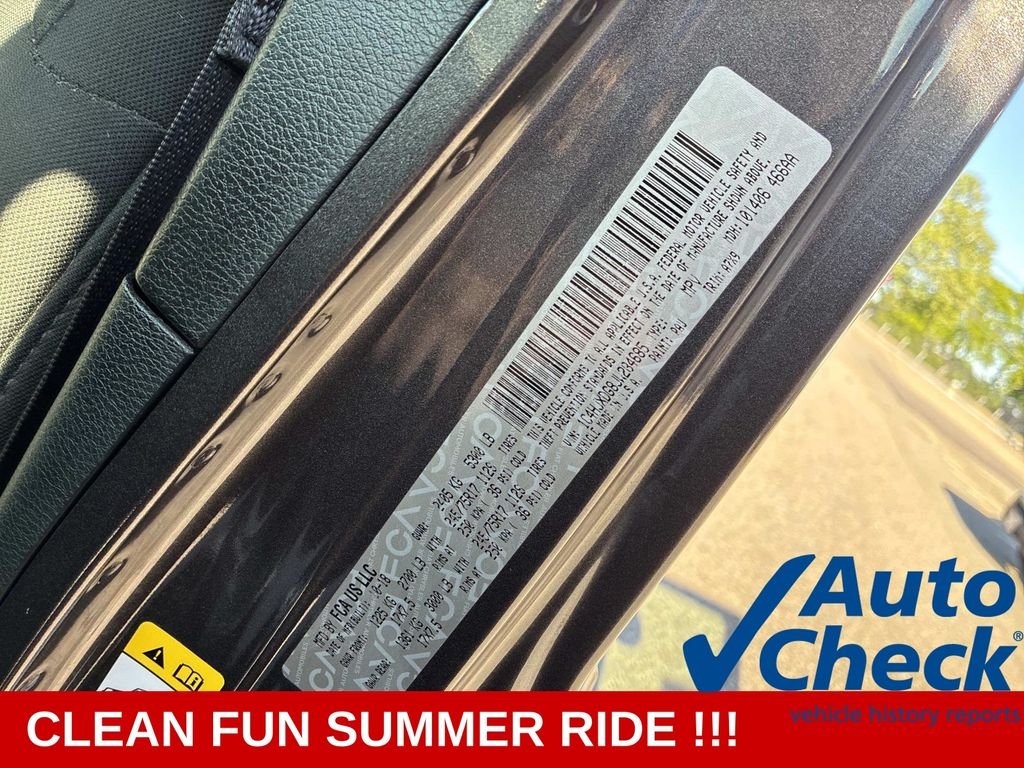 Used 2018 Gray Jeep Unlimited Sport S image 20