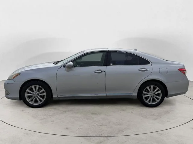 Used 2010 Gray Lexus 350 image 2