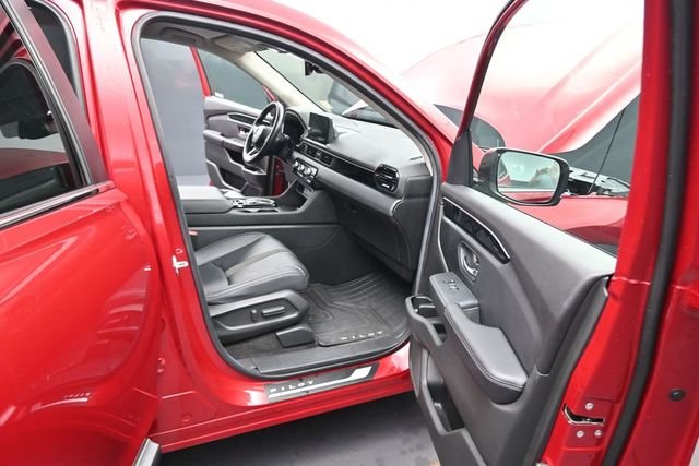 Certified Used 2025 Radiant Red Metallic II Honda 2WD EX-L image 20