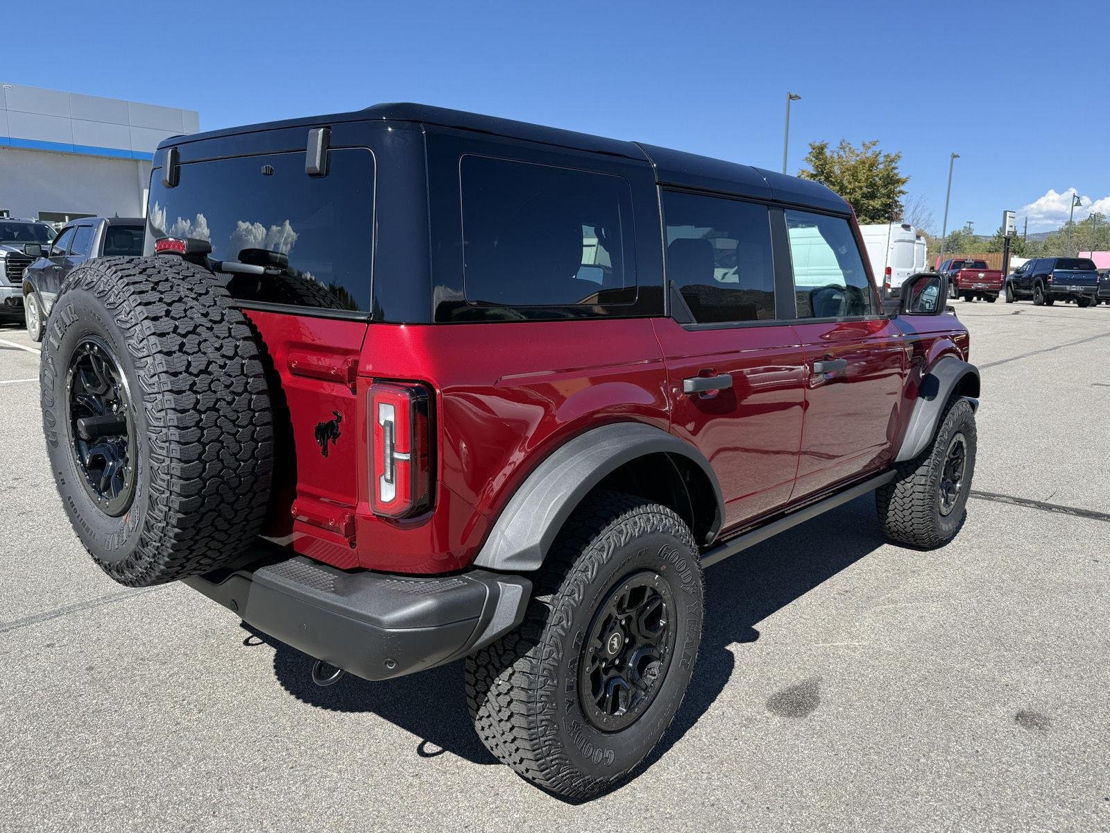 New 2026 Ruby Red Metallic Tinted Clearcoat Ford Badlands® image 5