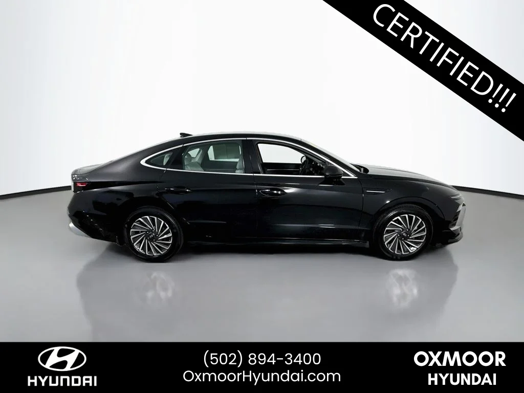 Used 2025 Abyss Black Hyundai SEL image 8