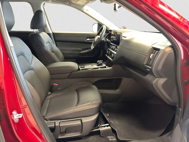 New 2026 Red Nissan SL image 16