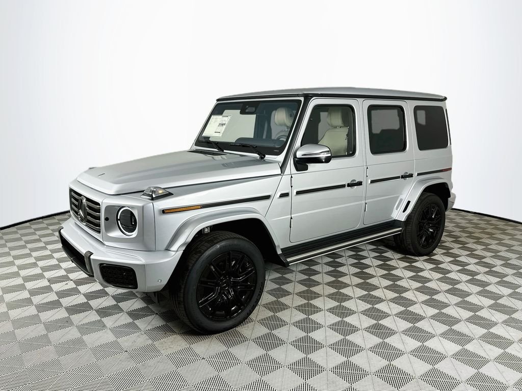 New 2027 Iridium Silver Mercedes-Benz G 580 image 3