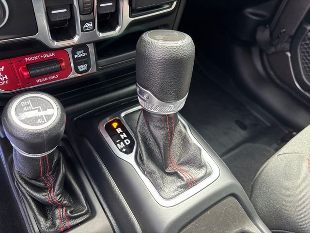 Used 2021 Crystal Metallic Jeep Unlimited Rubicon image 18