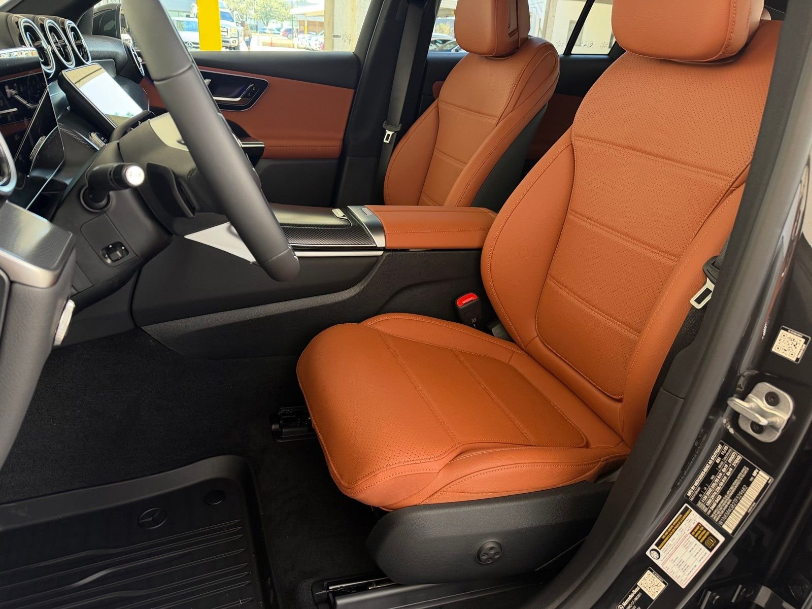 New 2026 Graphite Grey Metallic Mercedes-Benz GLC 300 image 13