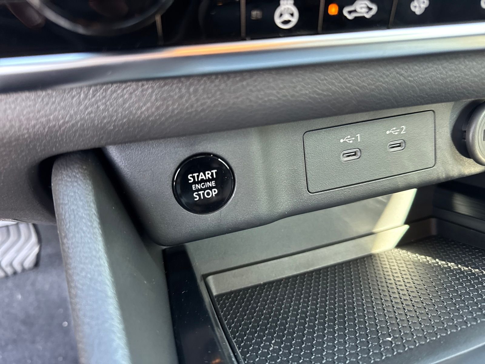 New 2026 Nissan Rogue SV 4D Sport Utility