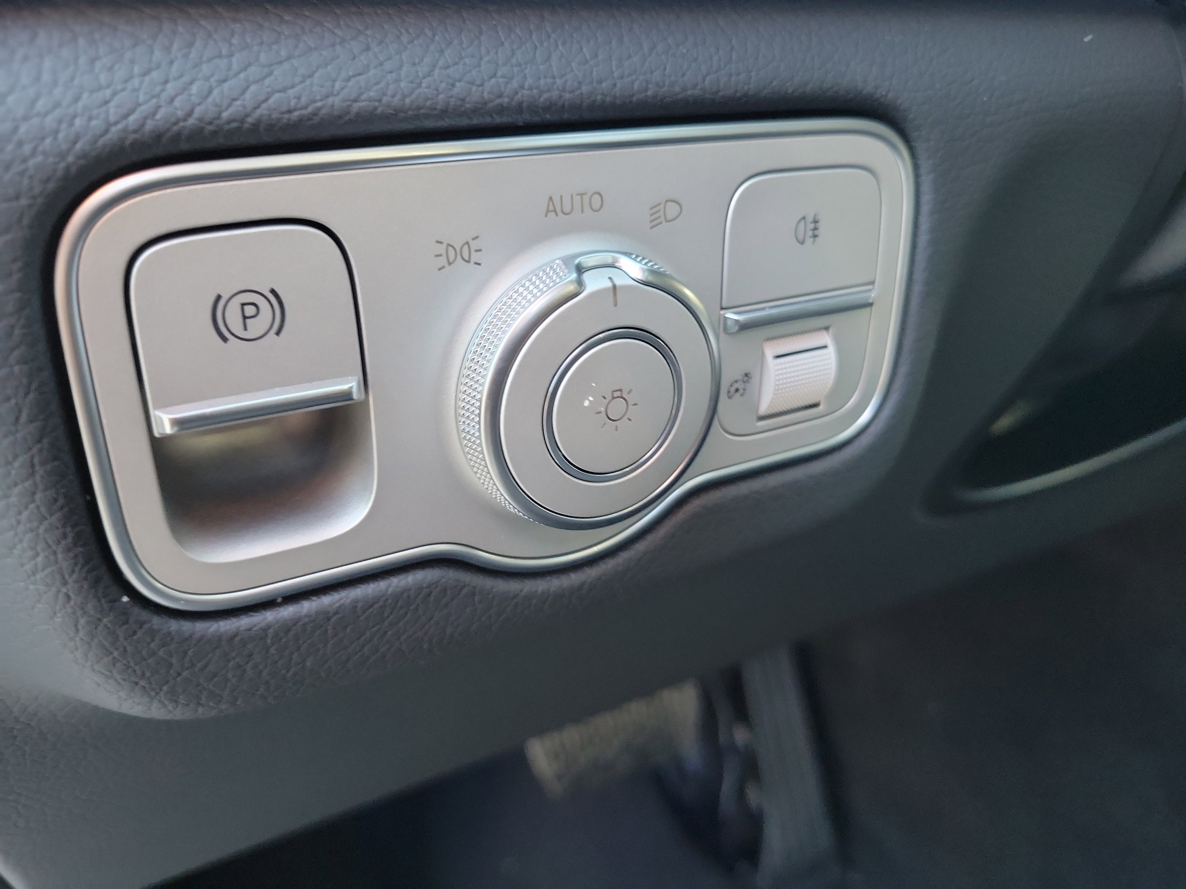 New 2026 Selenite Grey Metallic Mercedes-Benz GLE 350 image 54