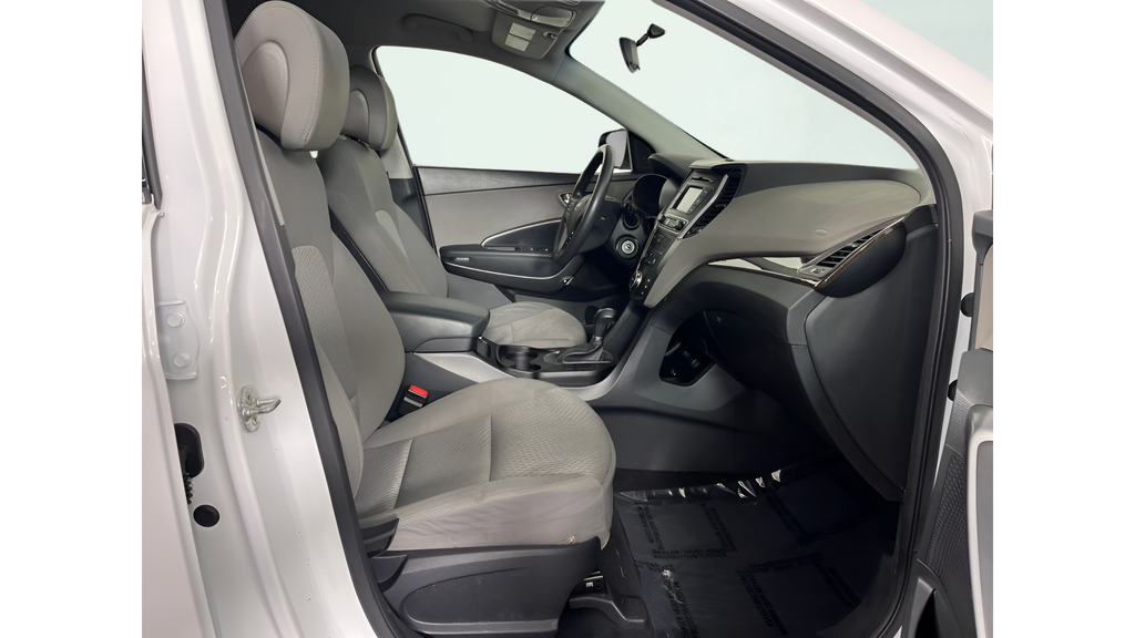 Used 2018 White Hyundai 2.4 Base image 16