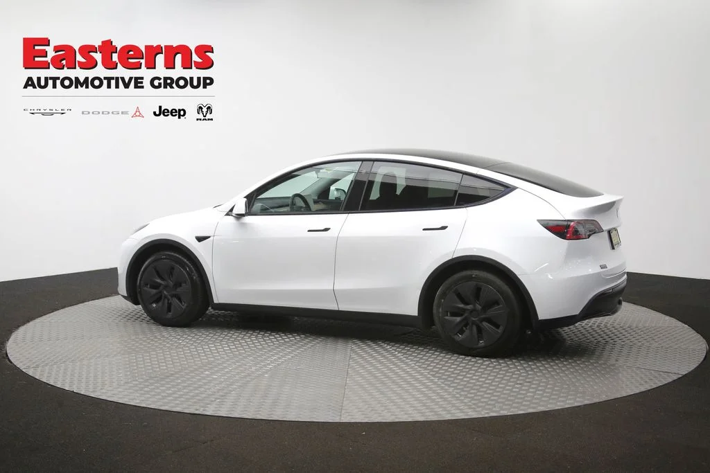 Used 2021 White Tesla Long Range image 55