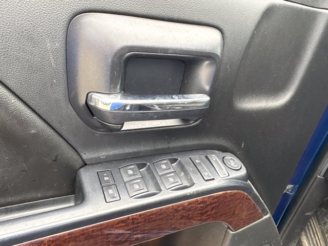 Used 2015 Stone Blue Metallic GMC SLE image 9