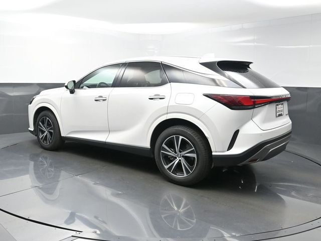 Used 2024 White Lexus 350 image 5