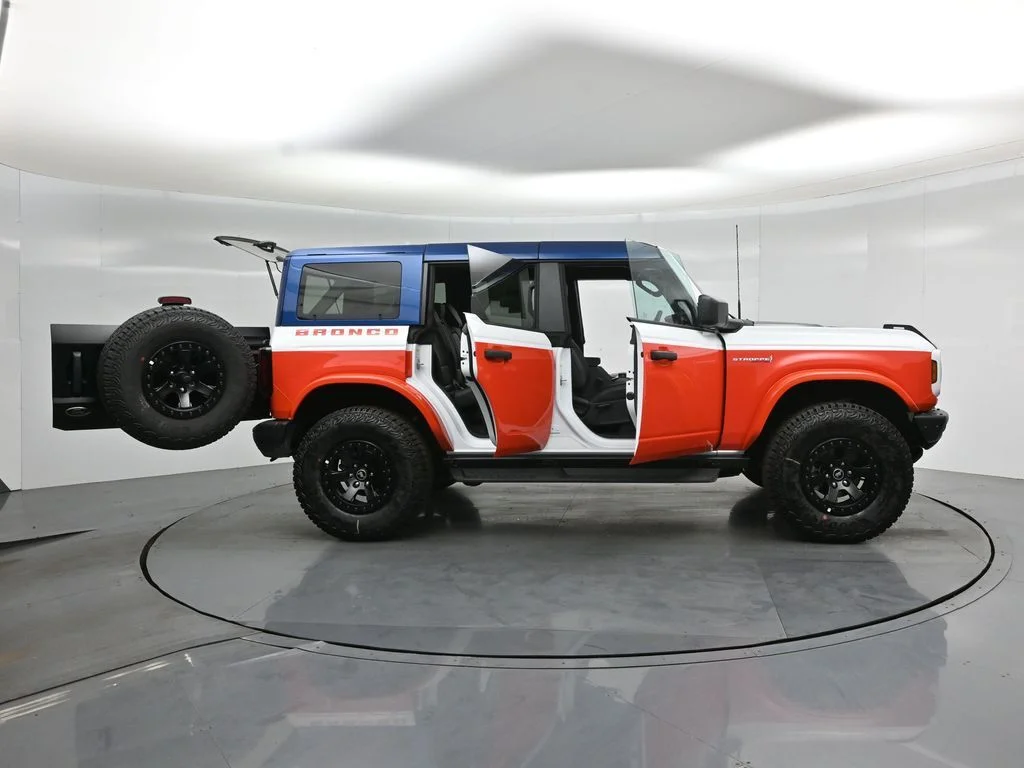 New 2026 Oxford White Ford Stroppe Edition image 4