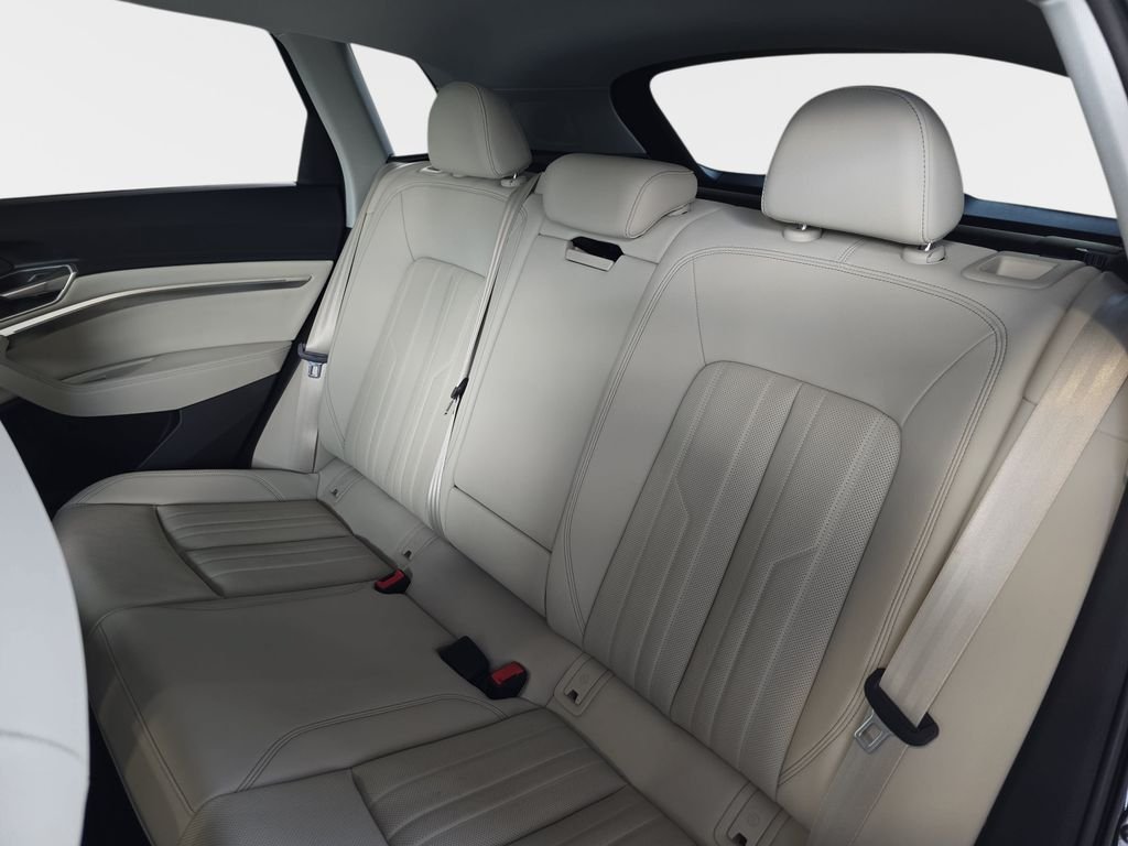 Used 2024 Brown Audi Premium Plus image 17