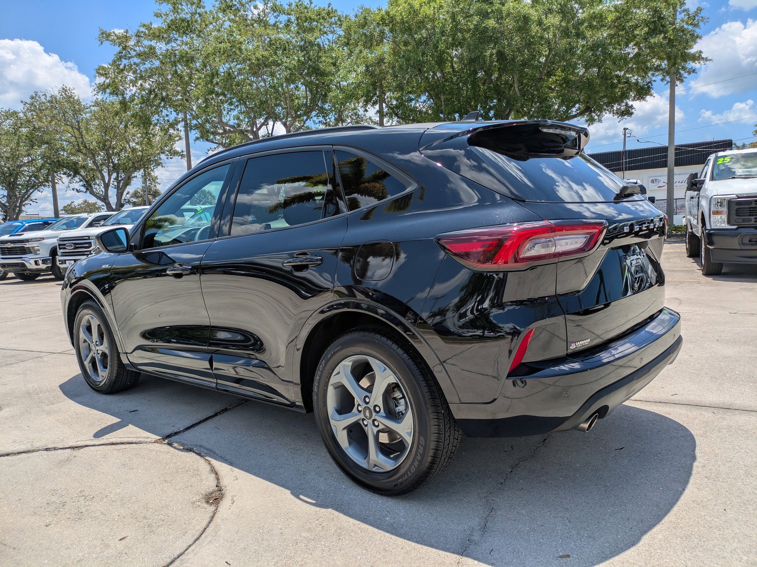 Used 2023 Agate Black Metallic Ford ST-Line image 6