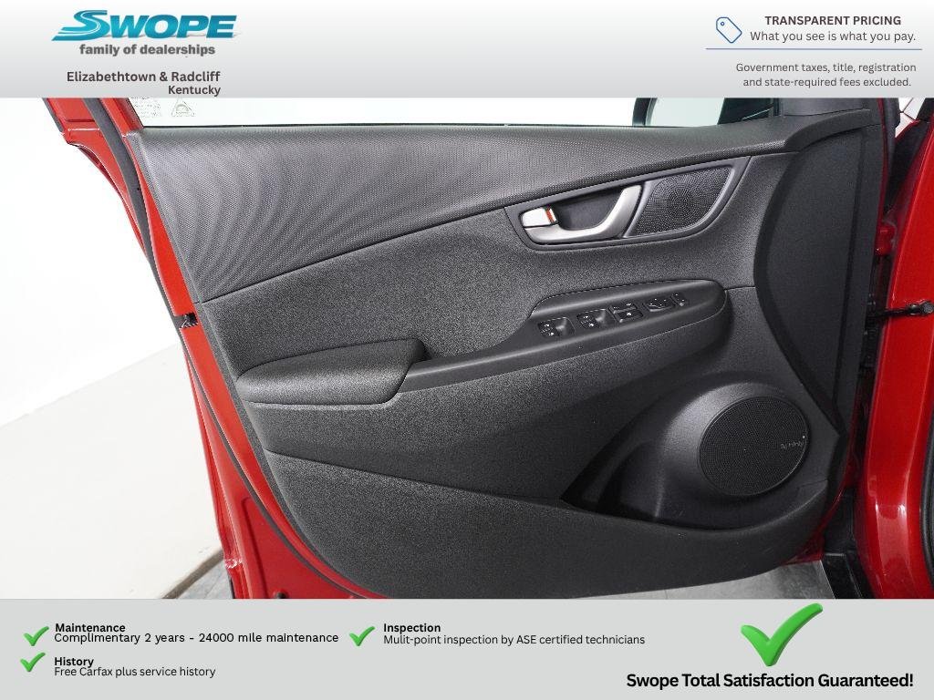 Used 2020 Pulse Red Hyundai Limited image 13
