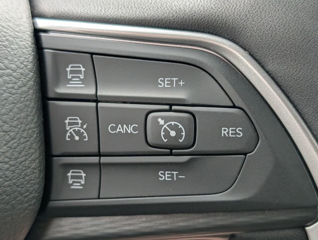 New 2026 Bright White Clearcoat Jeep Laredo image 22