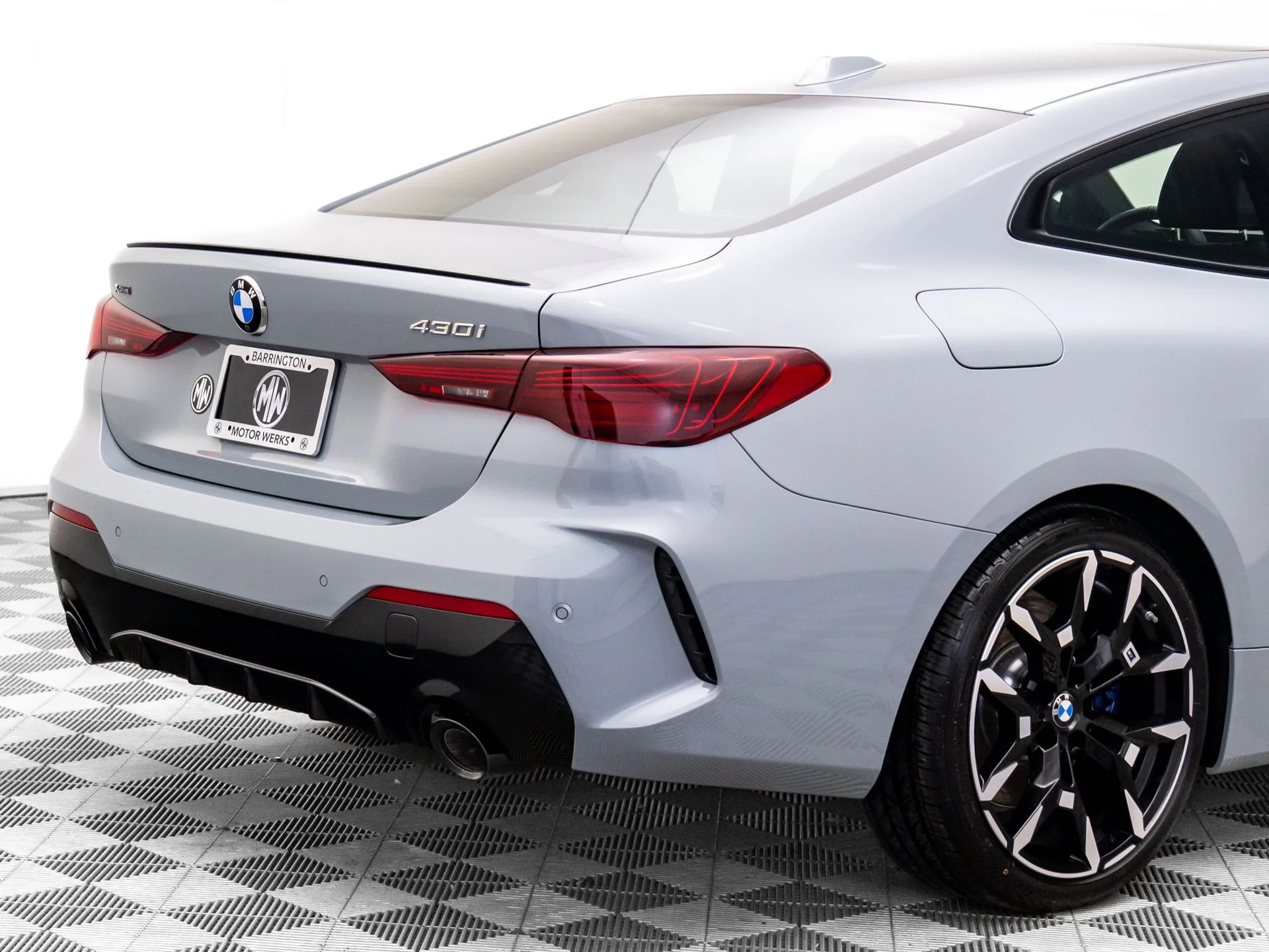 2026 BMW 4 Series 430i - Photo 37