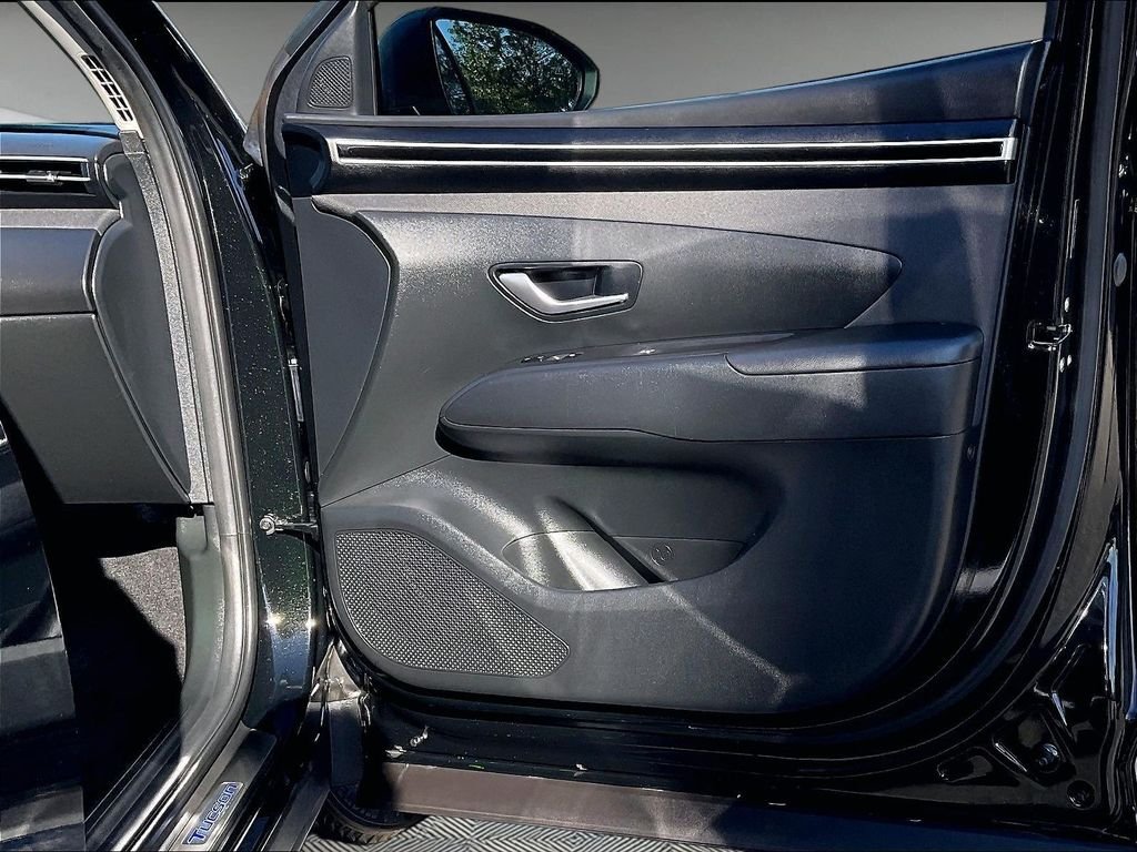 Used 2024 Black Pearl Hyundai SEL image 12