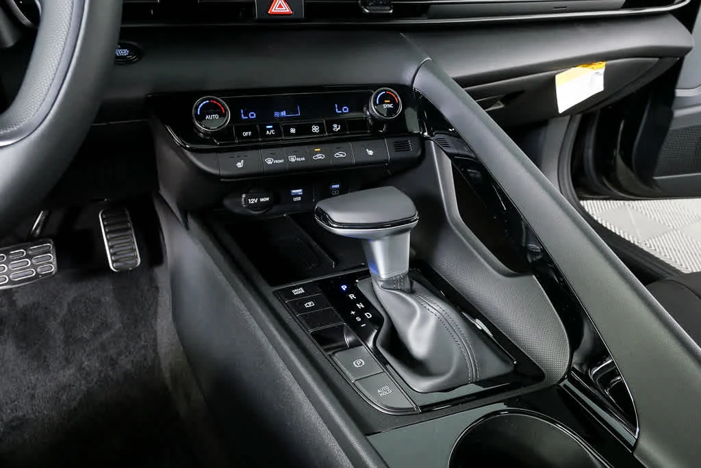 New 2026 Amazon Gray Hyundai SEL Sport Premium image 27