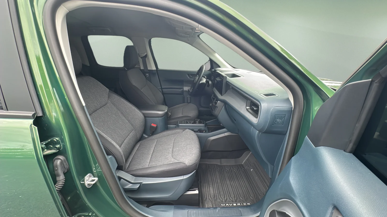 Used 2025 Green Ford XLT image 16
