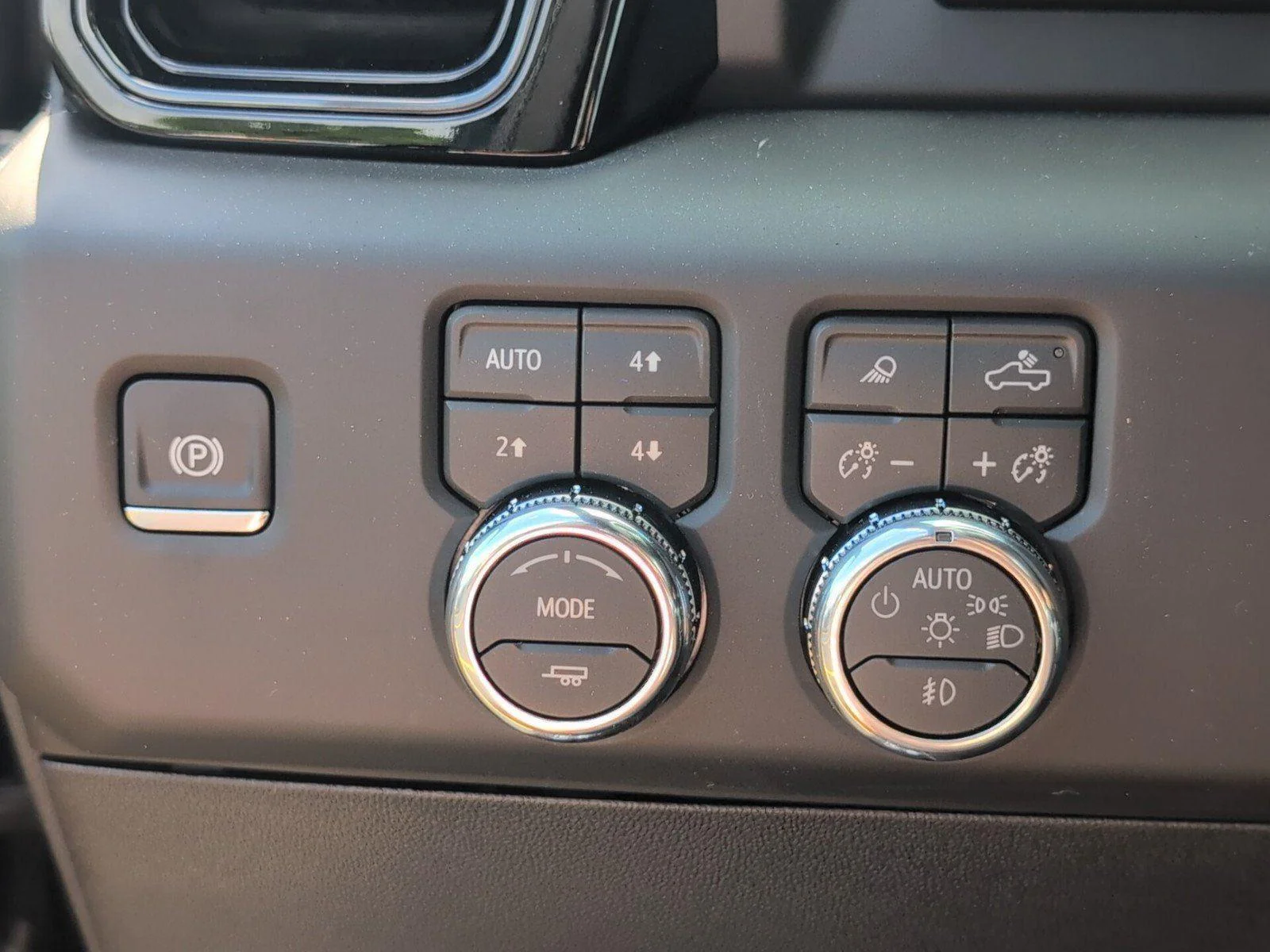 New 2026 Onyx Black GMC AT4X image 30