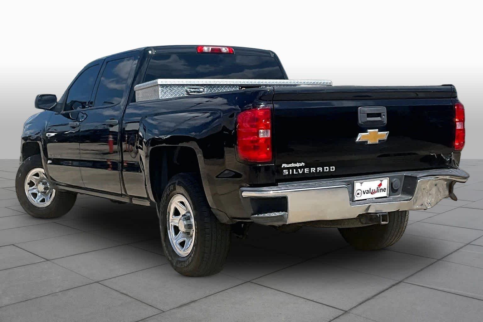 Used 2015 Black Chevrolet LS image 11