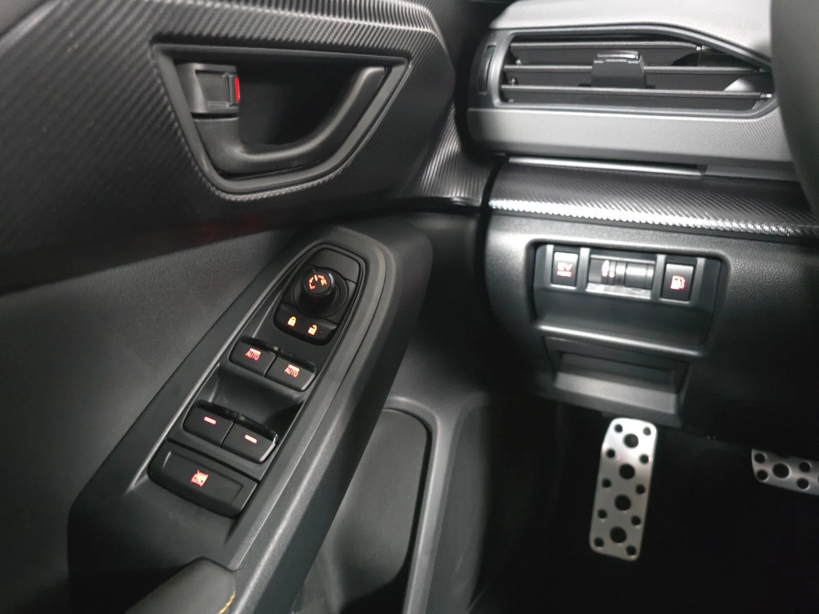 2026 Subaru Crosstrek Sport - Photo 32