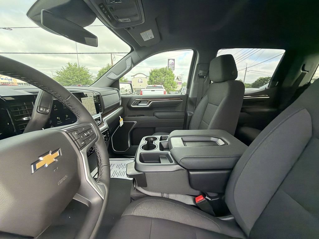 New 2026 Sterling Gray Metallic Chevrolet LT (2FL) image 11