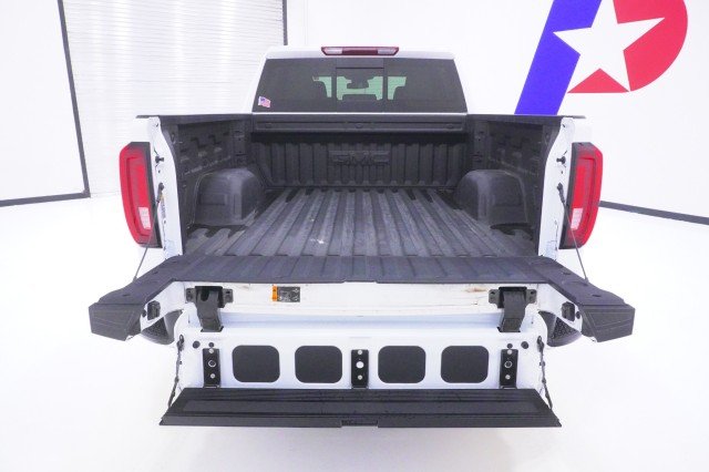 2026 GMC Sierra 1500 SLT - Photo 8