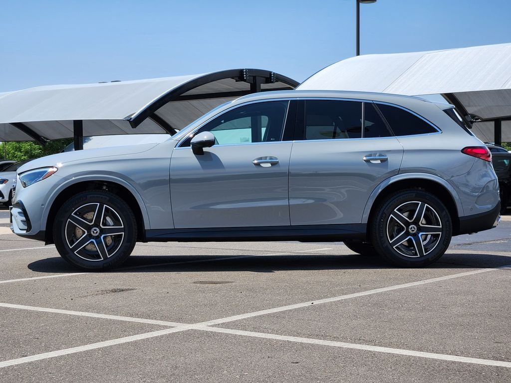 New 2026 MANUFAKTUR Alpine Grey Mercedes-Benz GLC 300 4MATIC® image 5