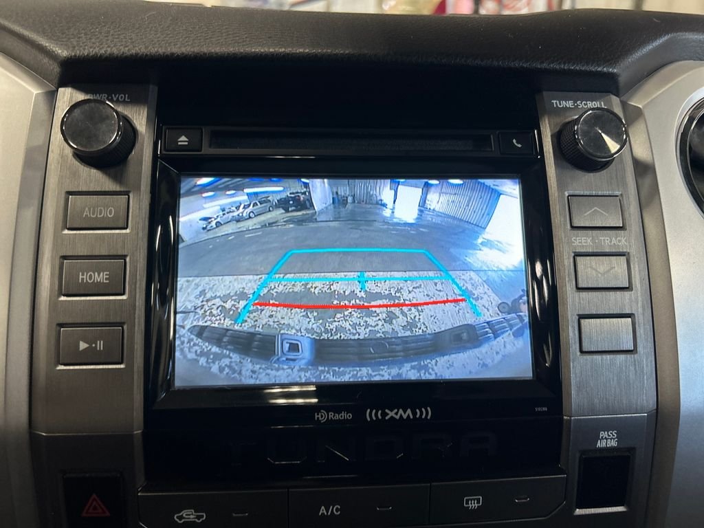 Used 2018 Blue Toyota SR5 image 24
