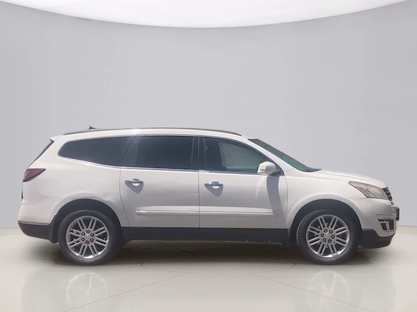 Used 2015 White Chevrolet LT image 6