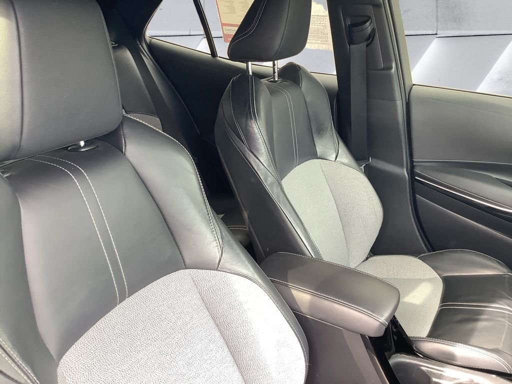 Used 2019 Blue Toyota XSE image 14