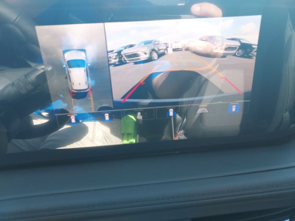 New 2026 Summit White Buick Preferred image 22