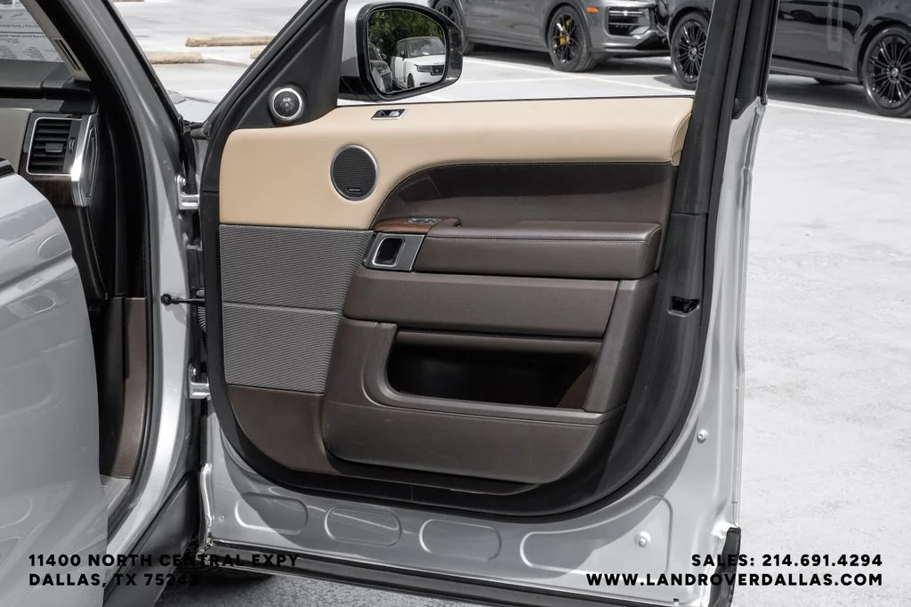 Used 2019 Silver Land Rover HSE image 49