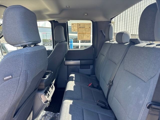Used 2025 Gray Ford XLT image 29