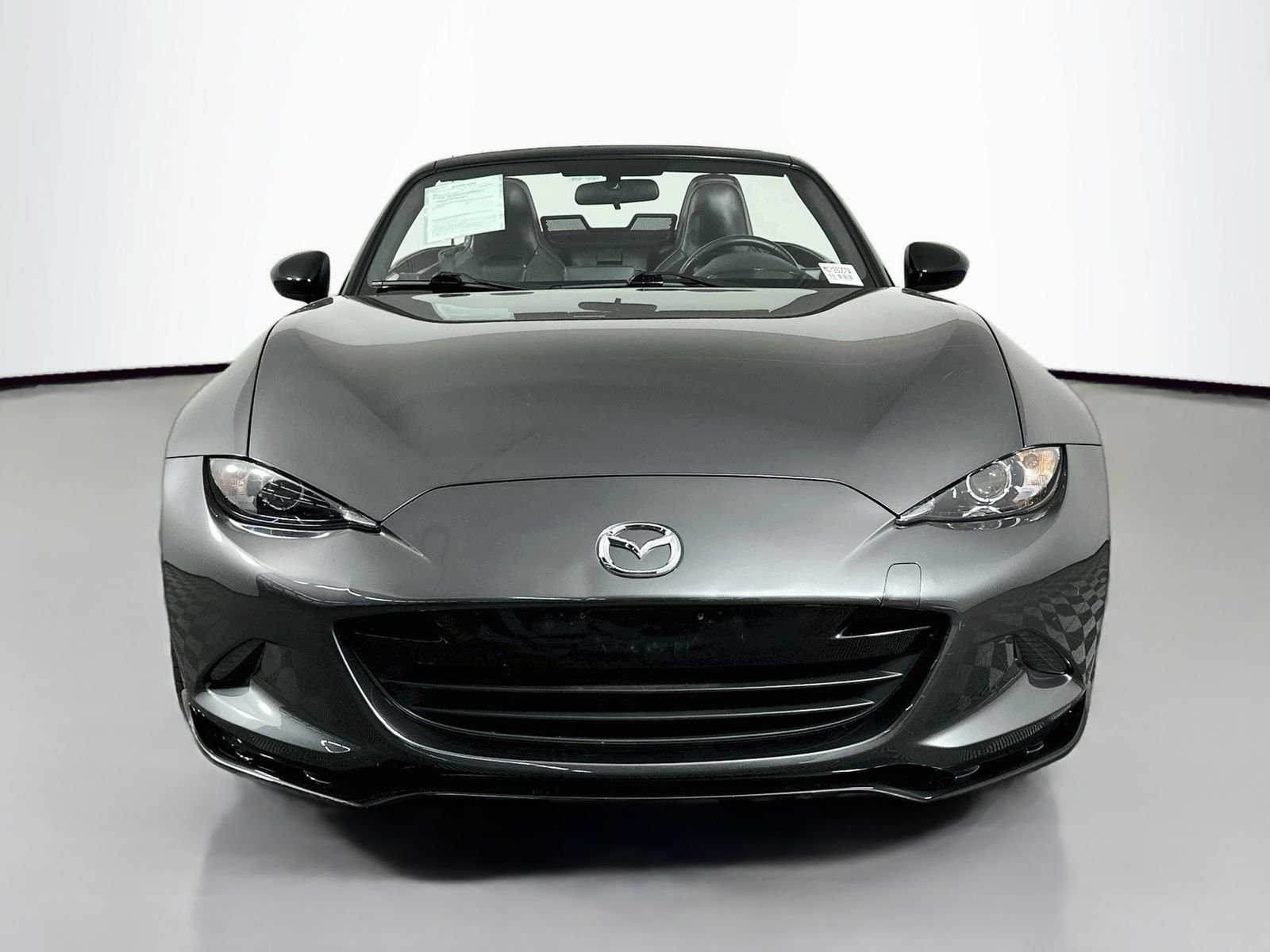 Used 2018 Machine Gray Mazda Club image 2