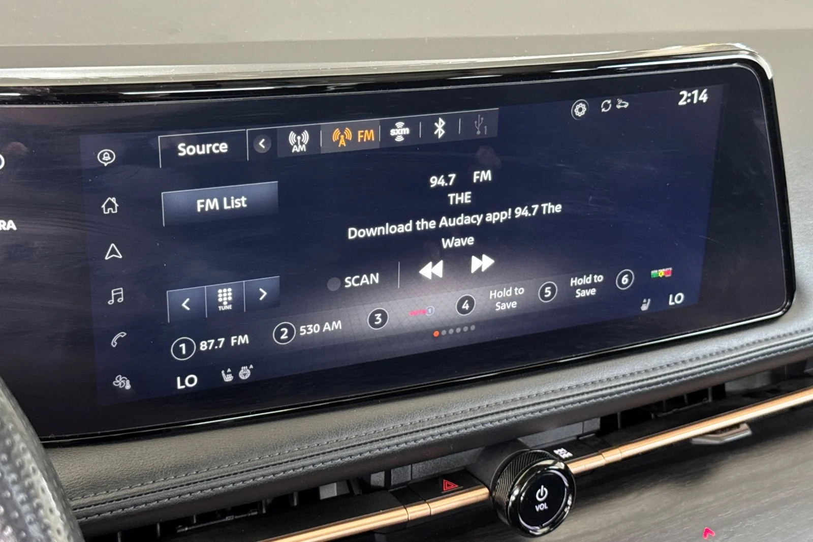 Used 2024 Black Diamond Pearl Nissan EVOLVE+ image 17