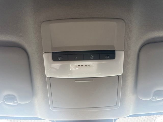 Used 2023 White Nissan SR image 23