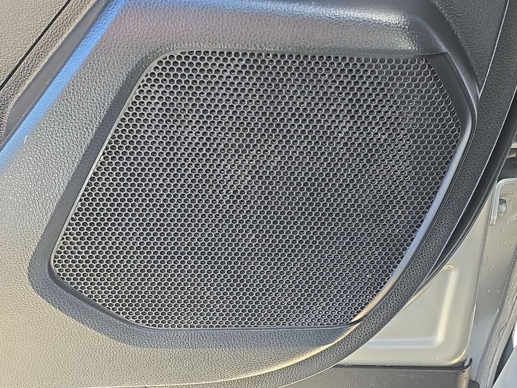 Used 2022 Silver Toyota XLE image 20