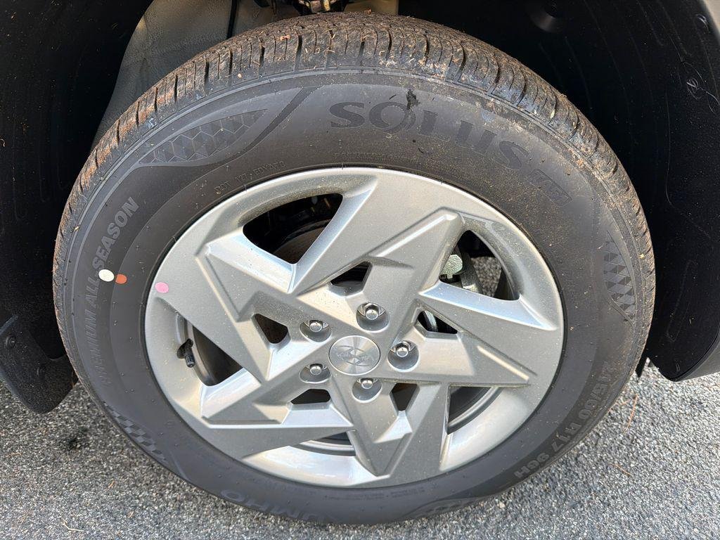 New 2026 White Hyundai SE FWD image 12