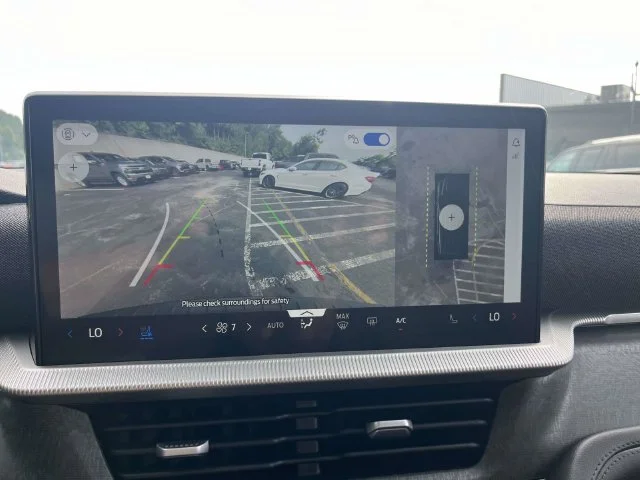 Used 2025 Gray Ford Platinum image 31