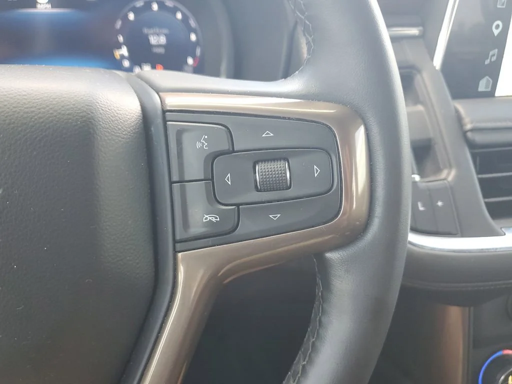 Used 2023 Summit White Chevrolet High Country image 22